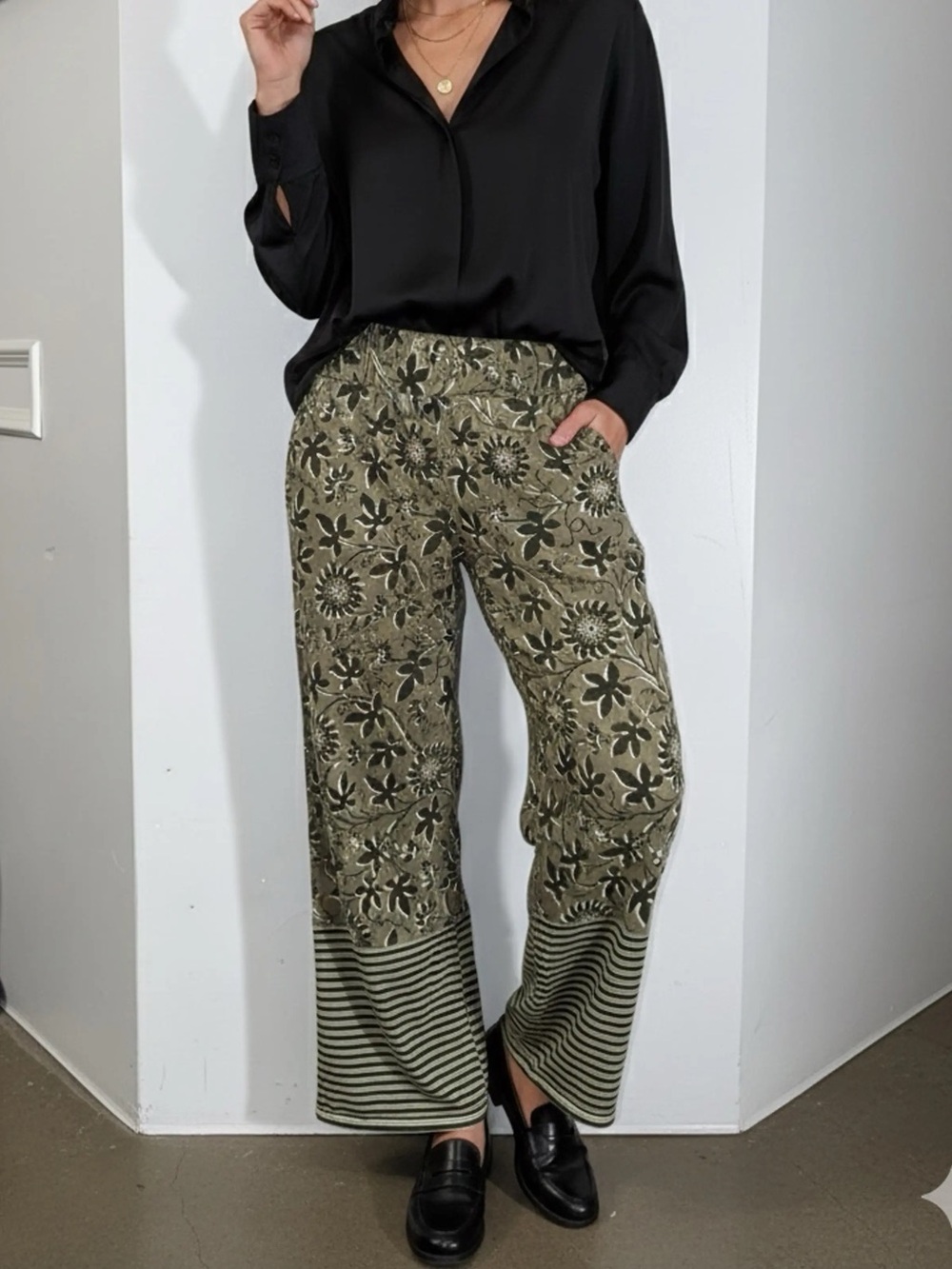Pact Olive Floral Wide-Leg Pants - Olive Green - Small
